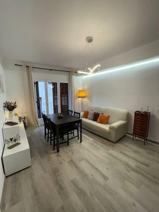 Habitacion Roca Foradada En Casa Cami De Les Aiguees Monistrol De Montserrat Экстерьер фото